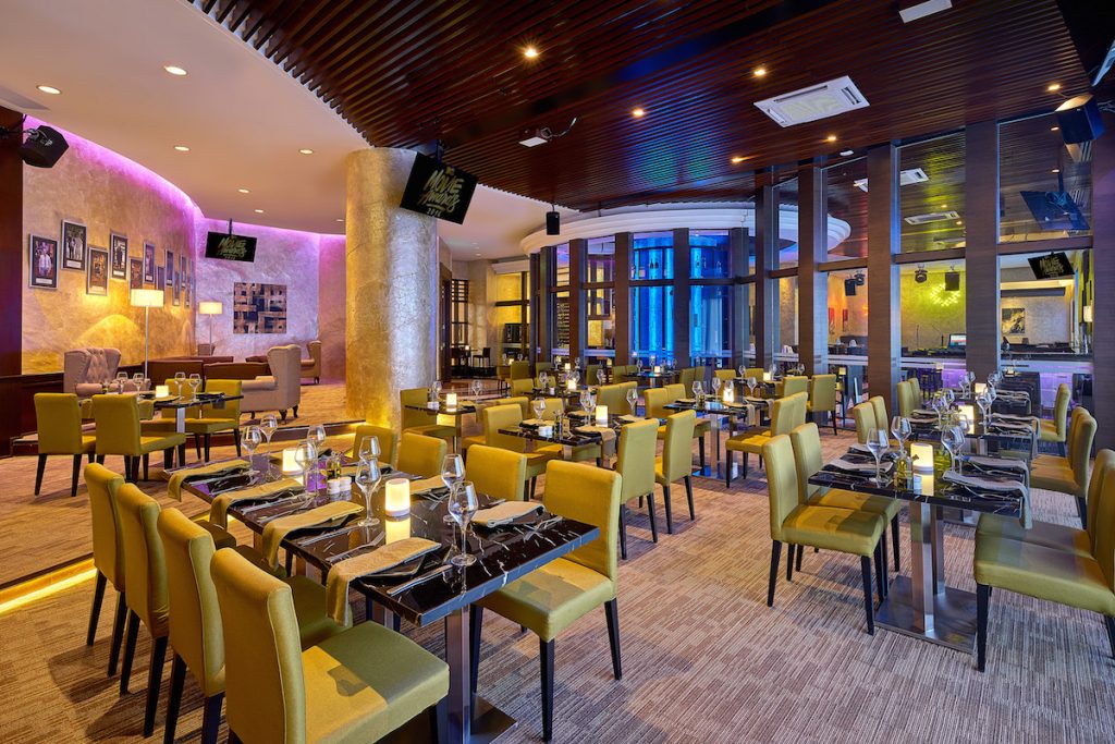 Travellers' Bar & Grill Sama Sama Hotels